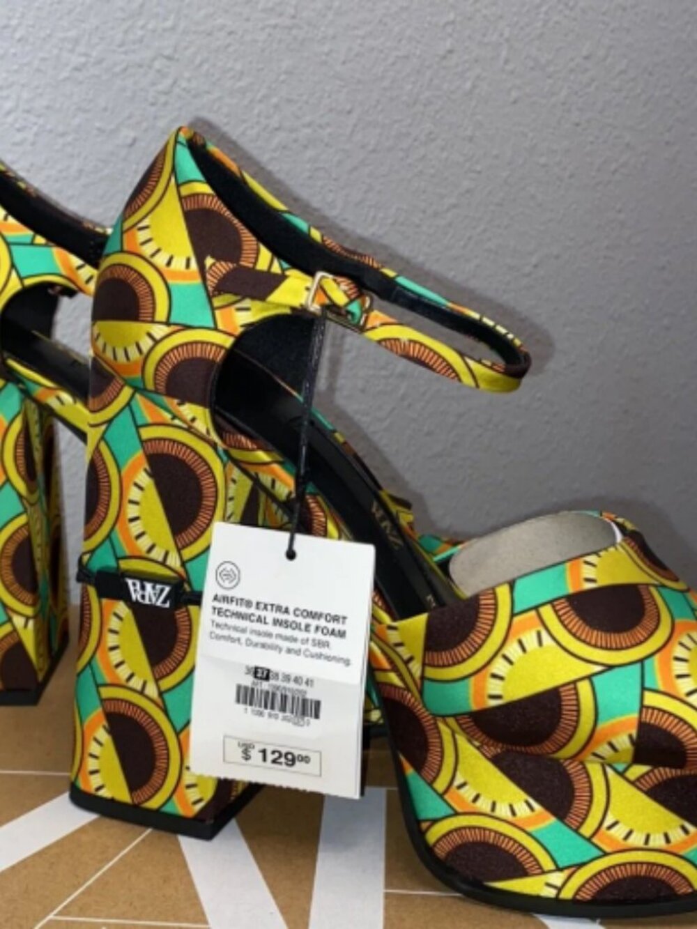 Zara Retro Geometric Print Chunky Platform Sandals - Picture 3 of 3